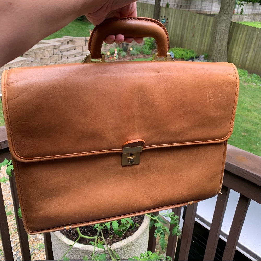 Vintage Georgetown Leather Design Beige Briefcase Satchel